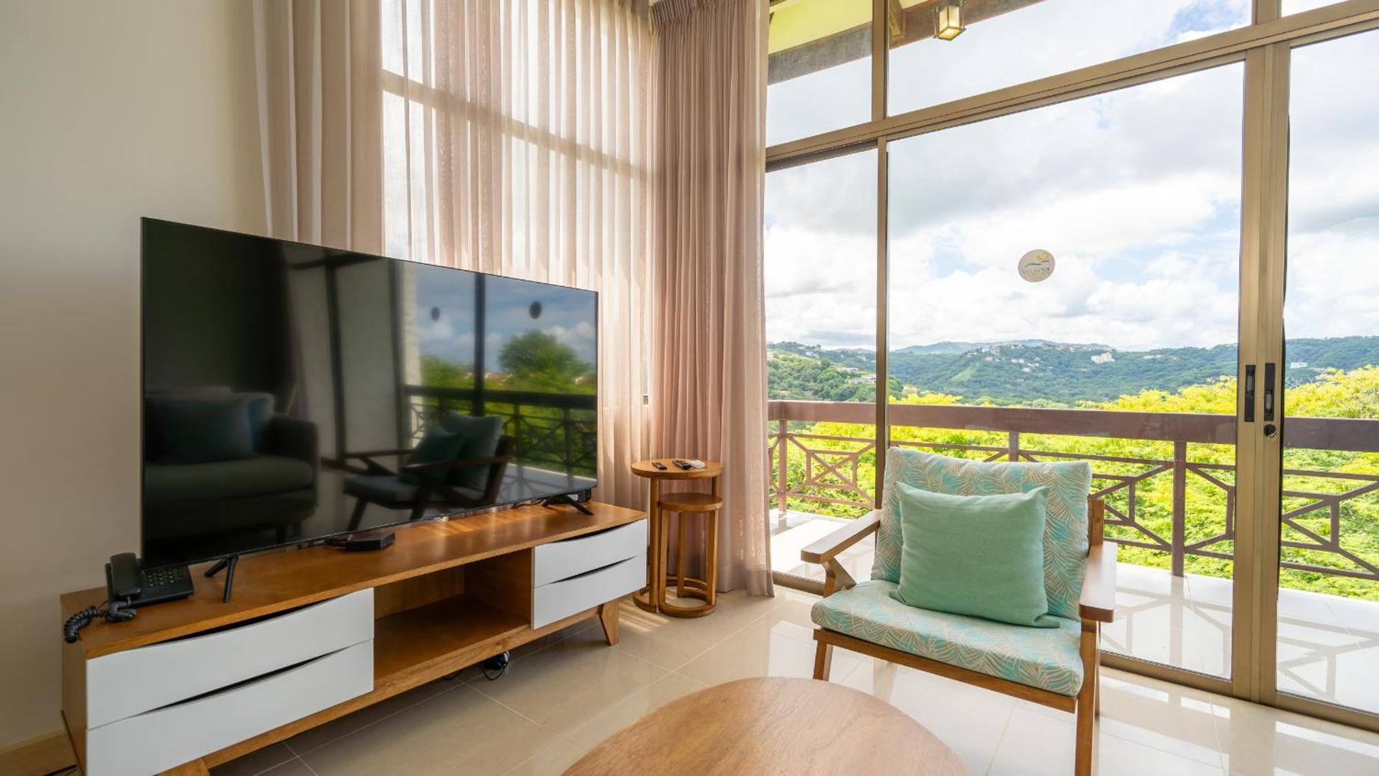 Villa Breeze And Sunset At