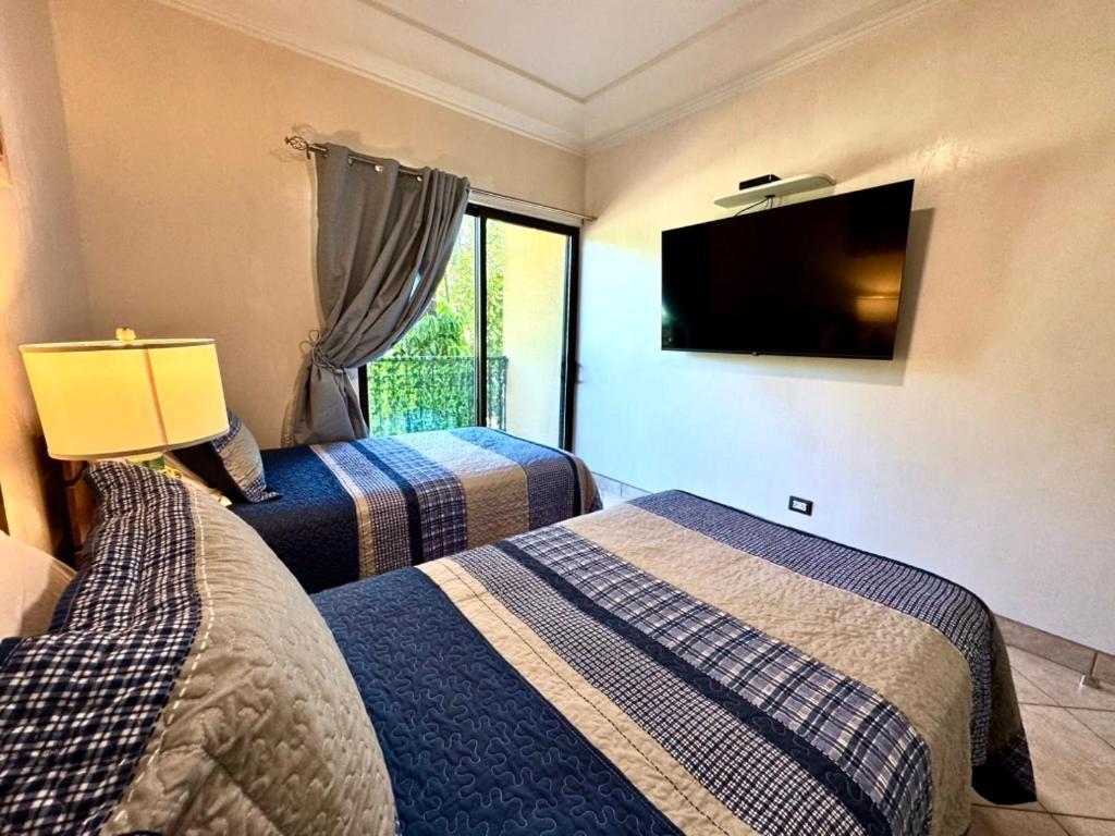Luxury 2br Escape Near Tamarindo