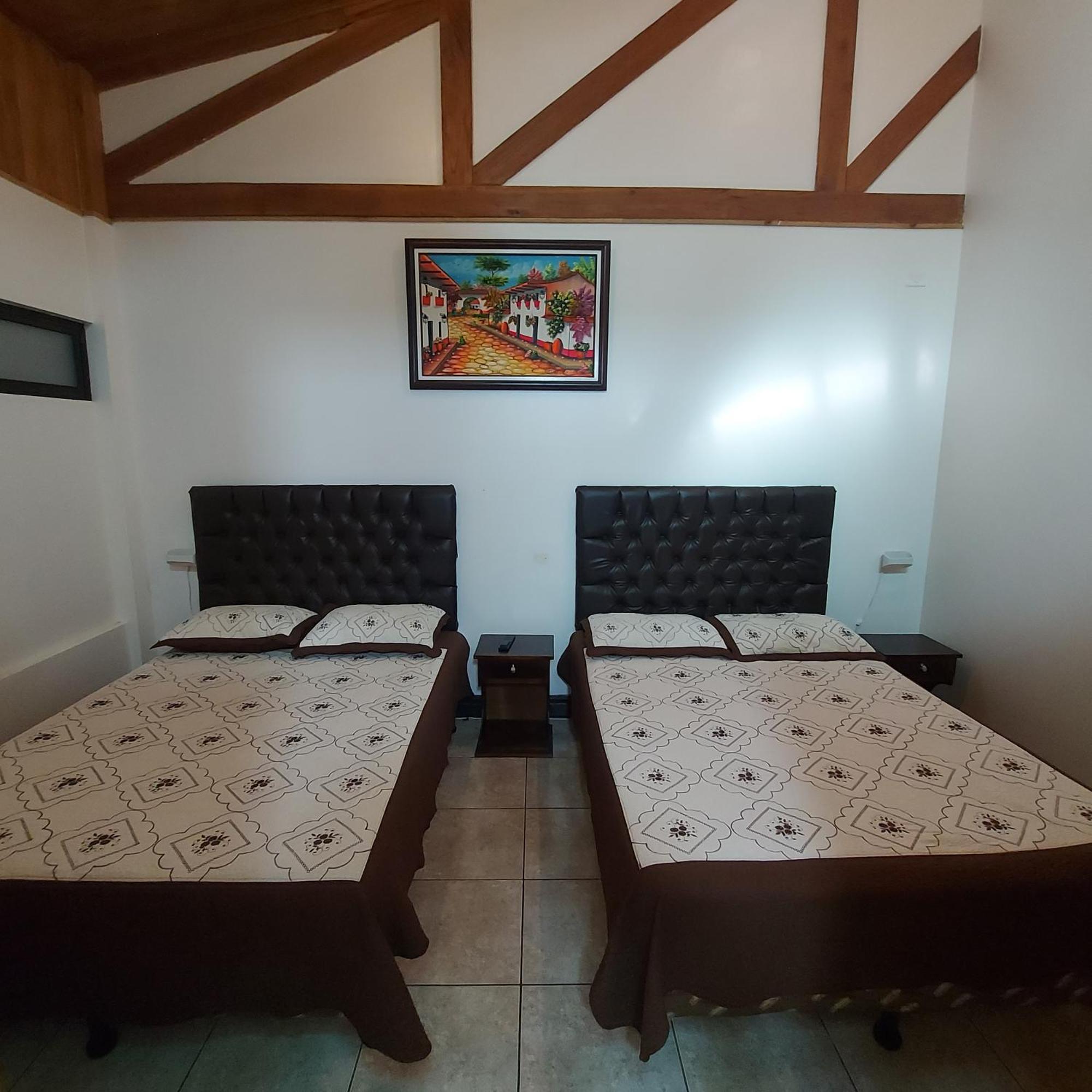 Alisson Y Restaurant Monteverde