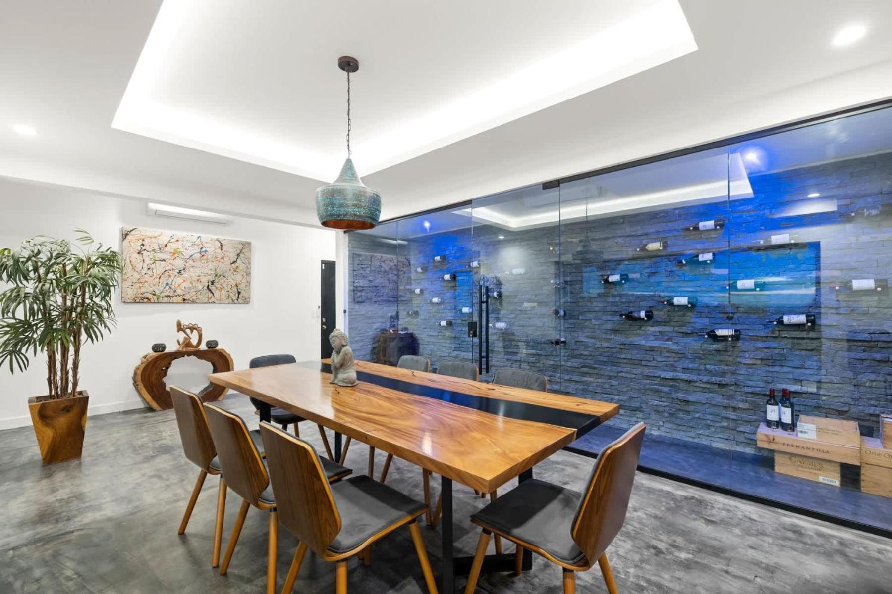 5-bd Beauty With Pool Above Potrero Holiday home *