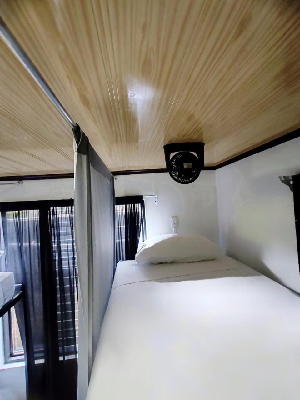Blackout Hostel La Fortuna