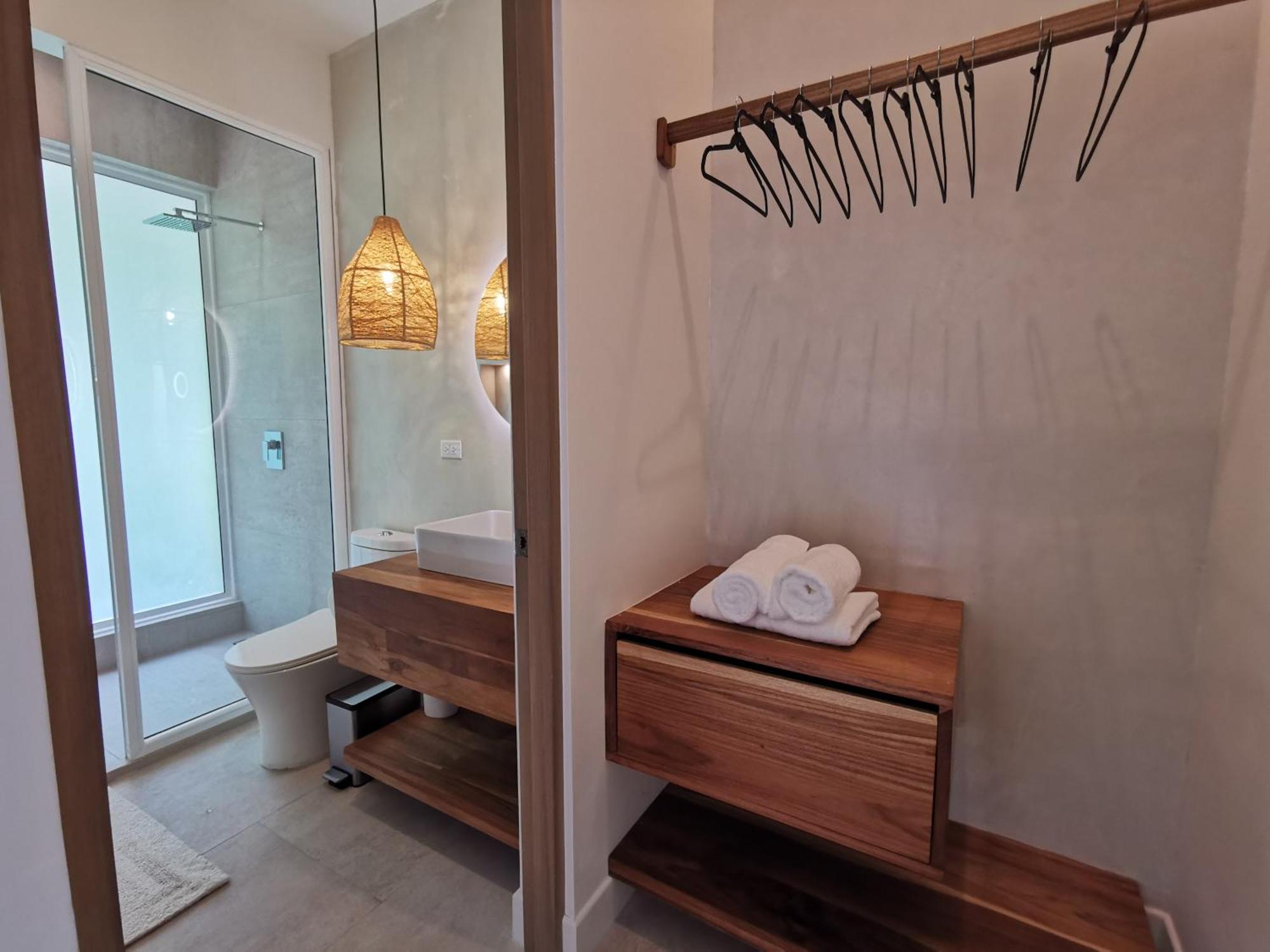 Casa Luna - Private With Ocean View, Pool, Ac, Wifi