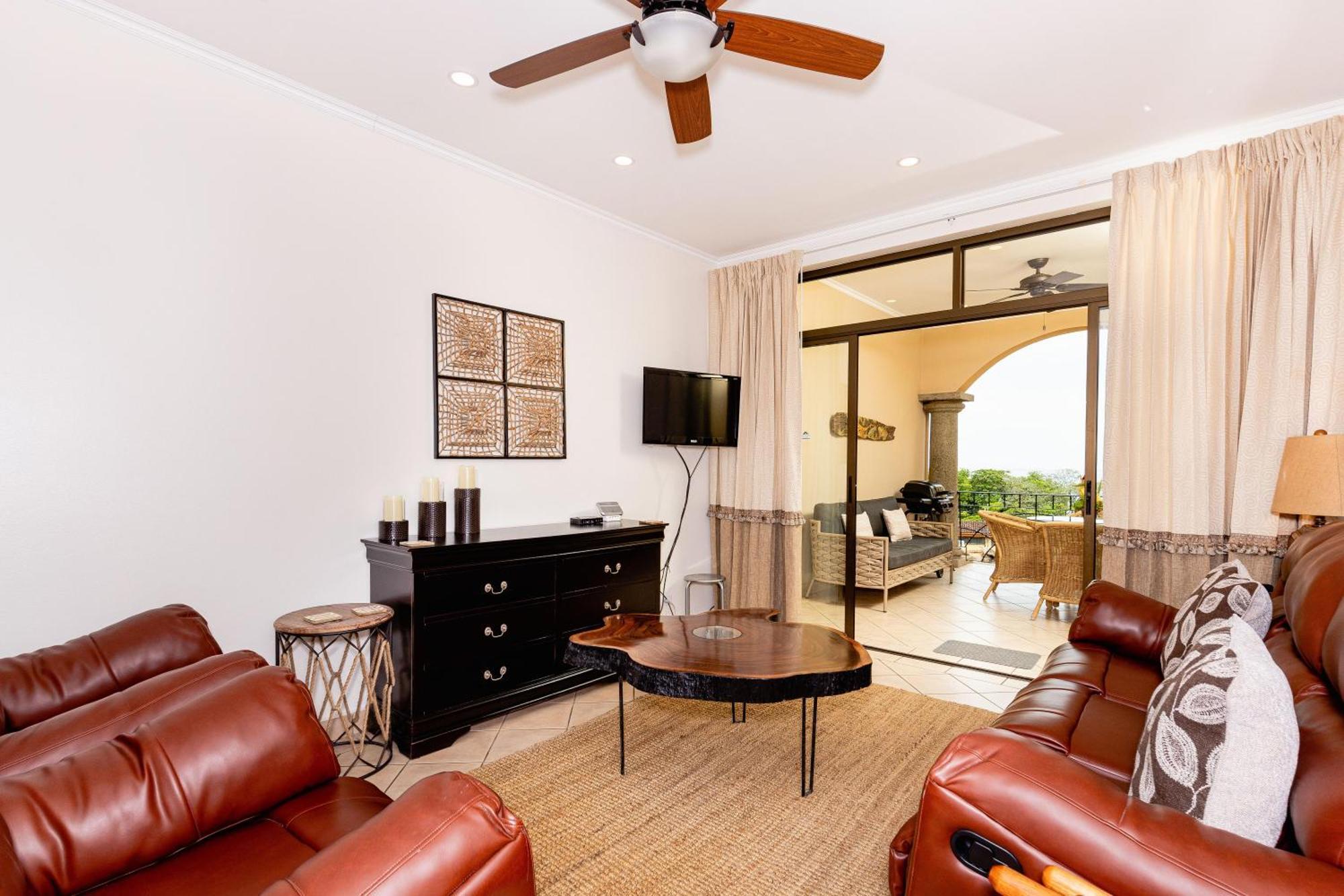 Sunrise 27- 2 Bedroom Ocean View