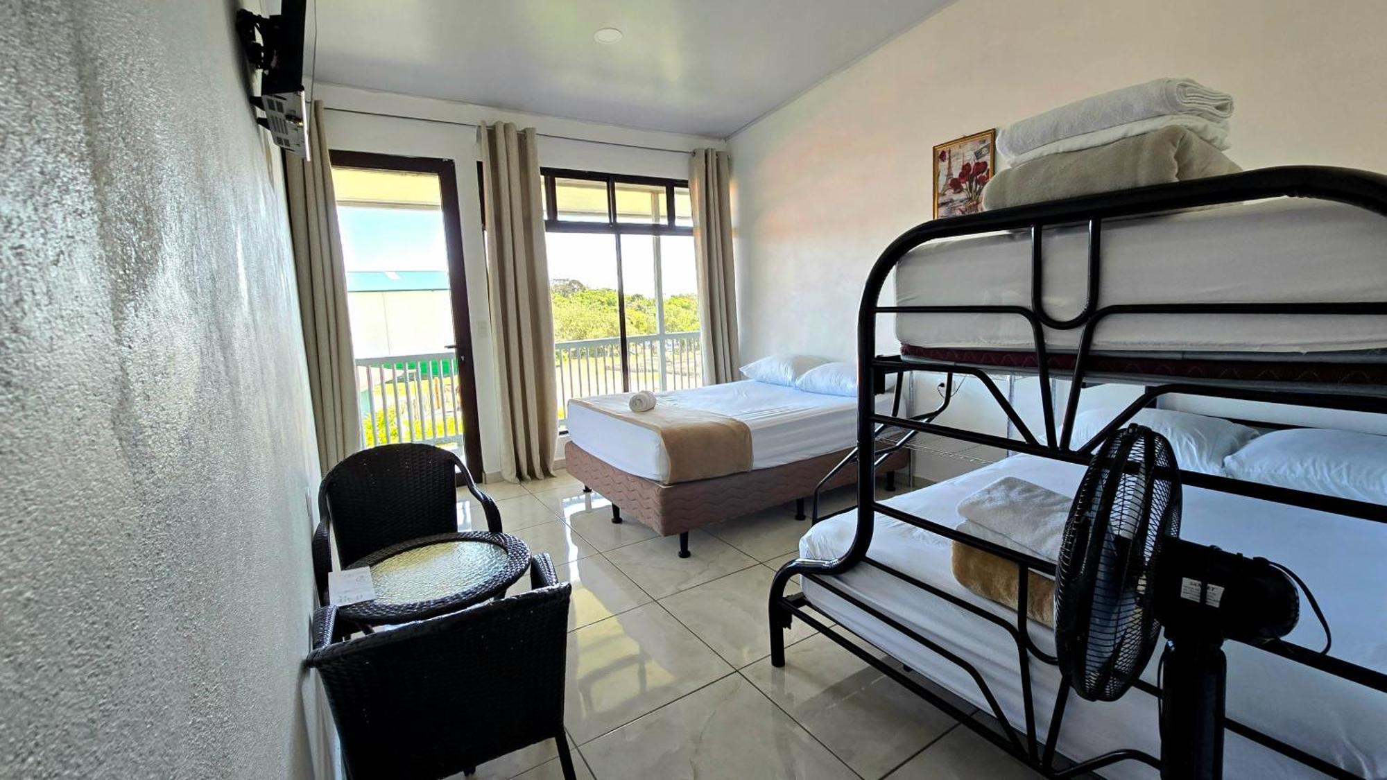 Cattleya - Monteverde, Costa Rica Hostel *