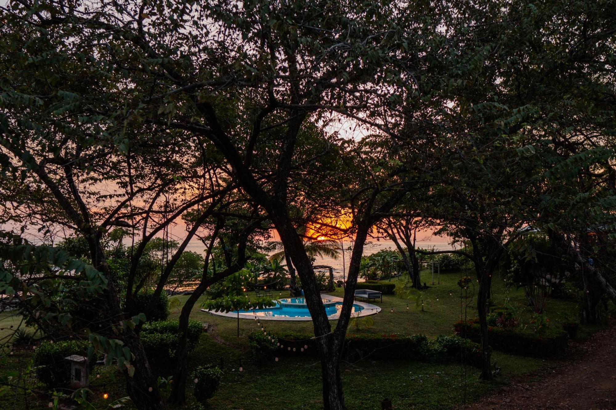 The Bohemian Lagarto Hotel *