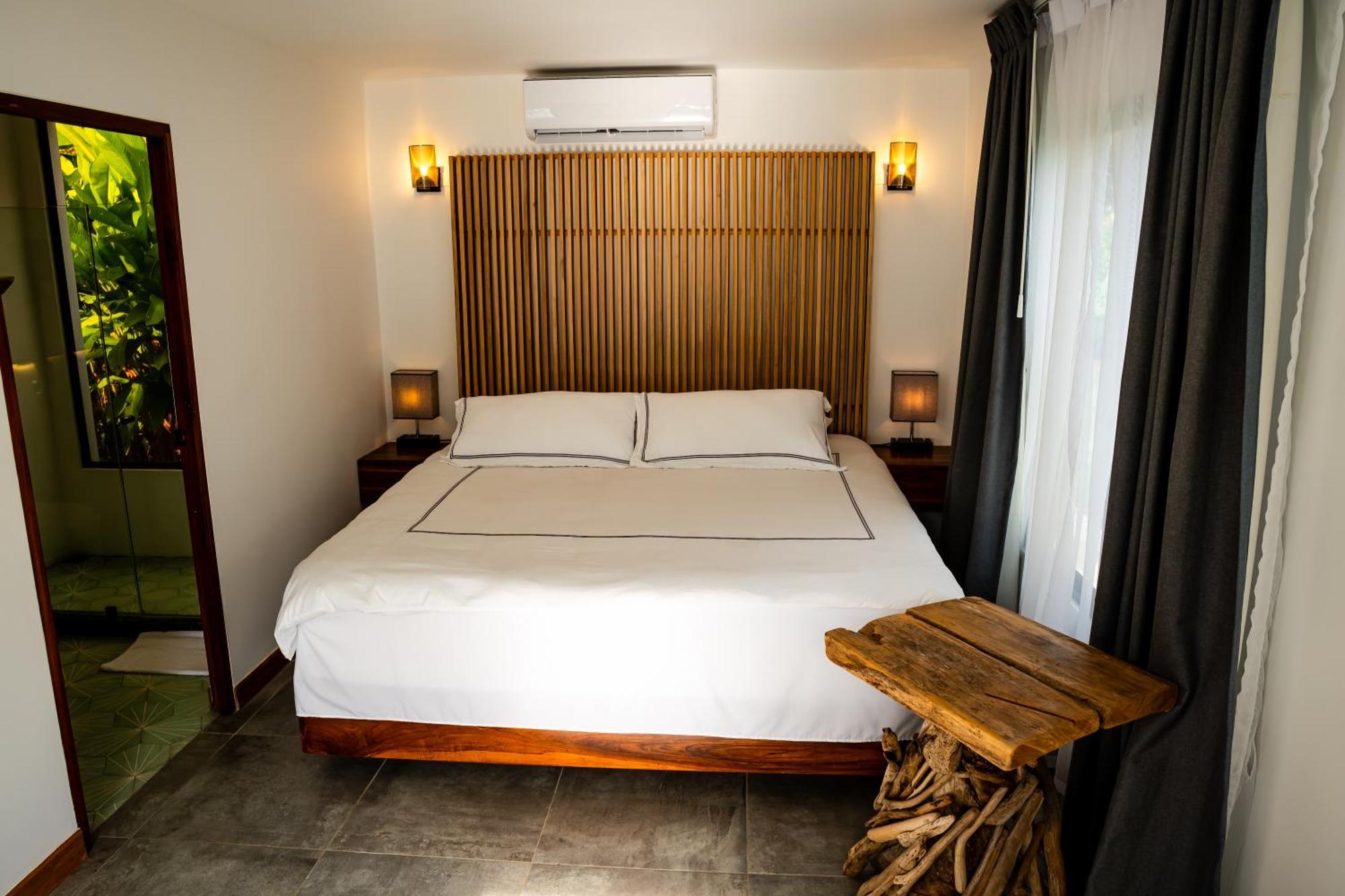 The Bohemian Lagarto Hotel *