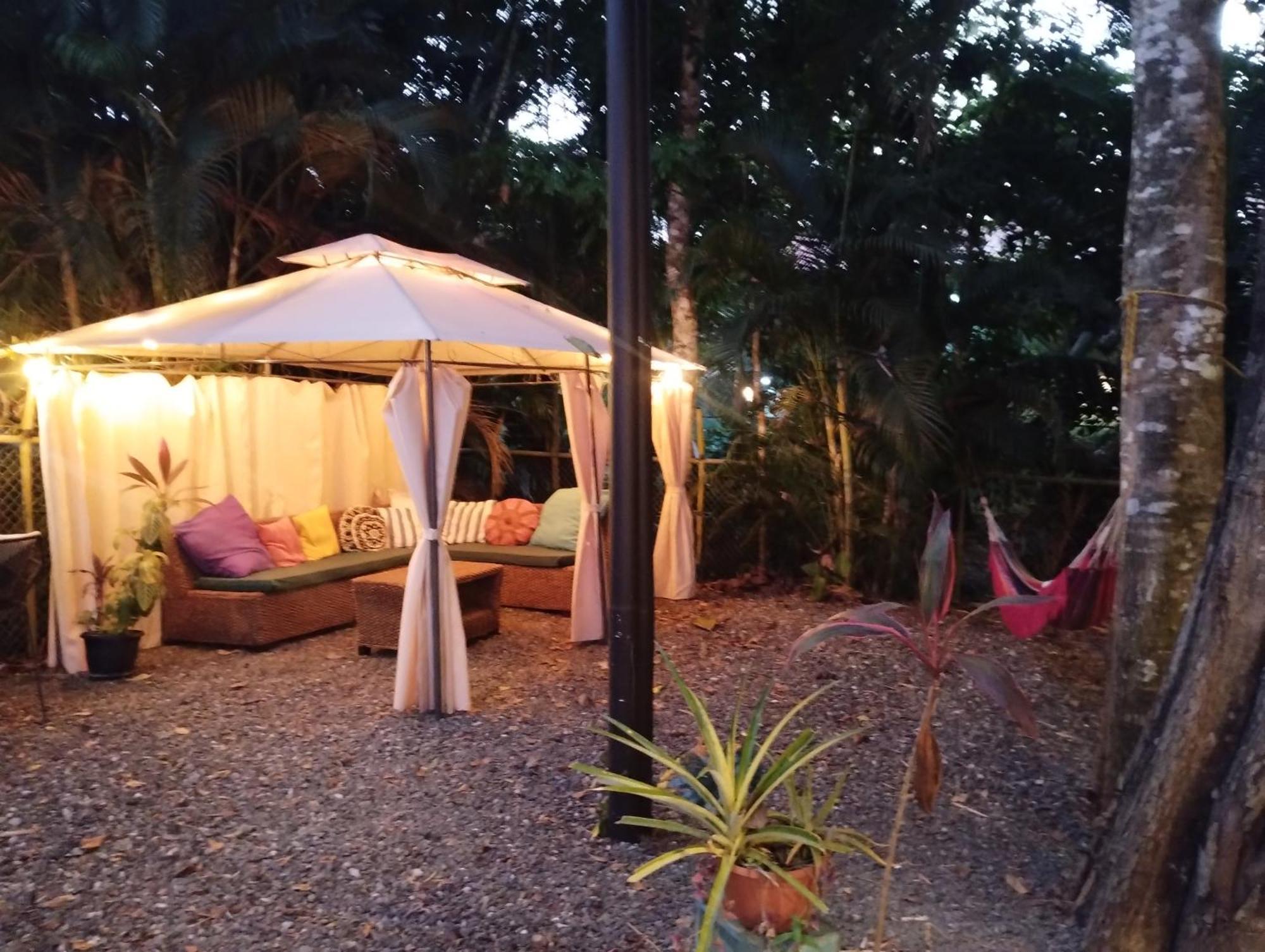 Casajungla Hostel Jaco