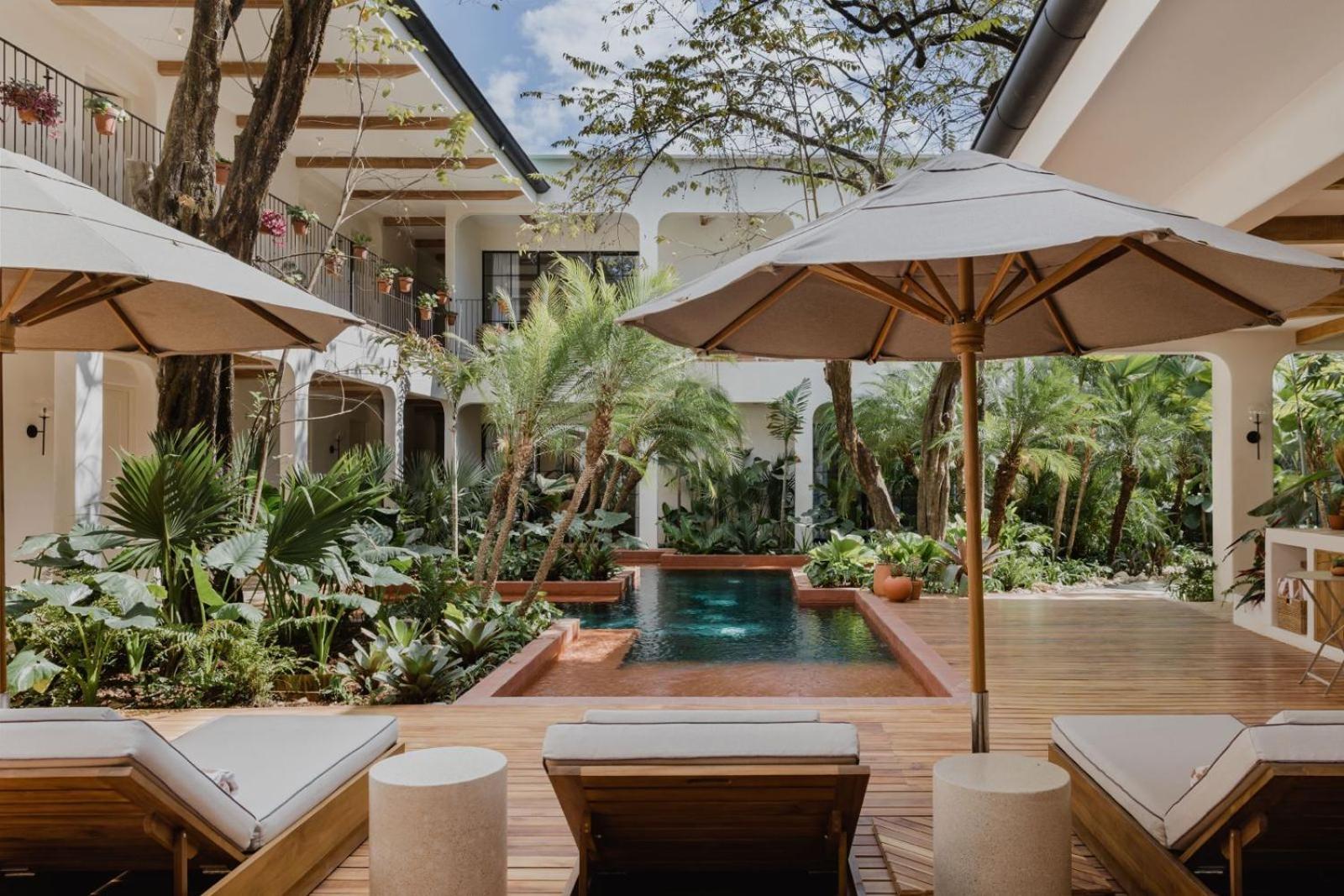 Hotel Sendero