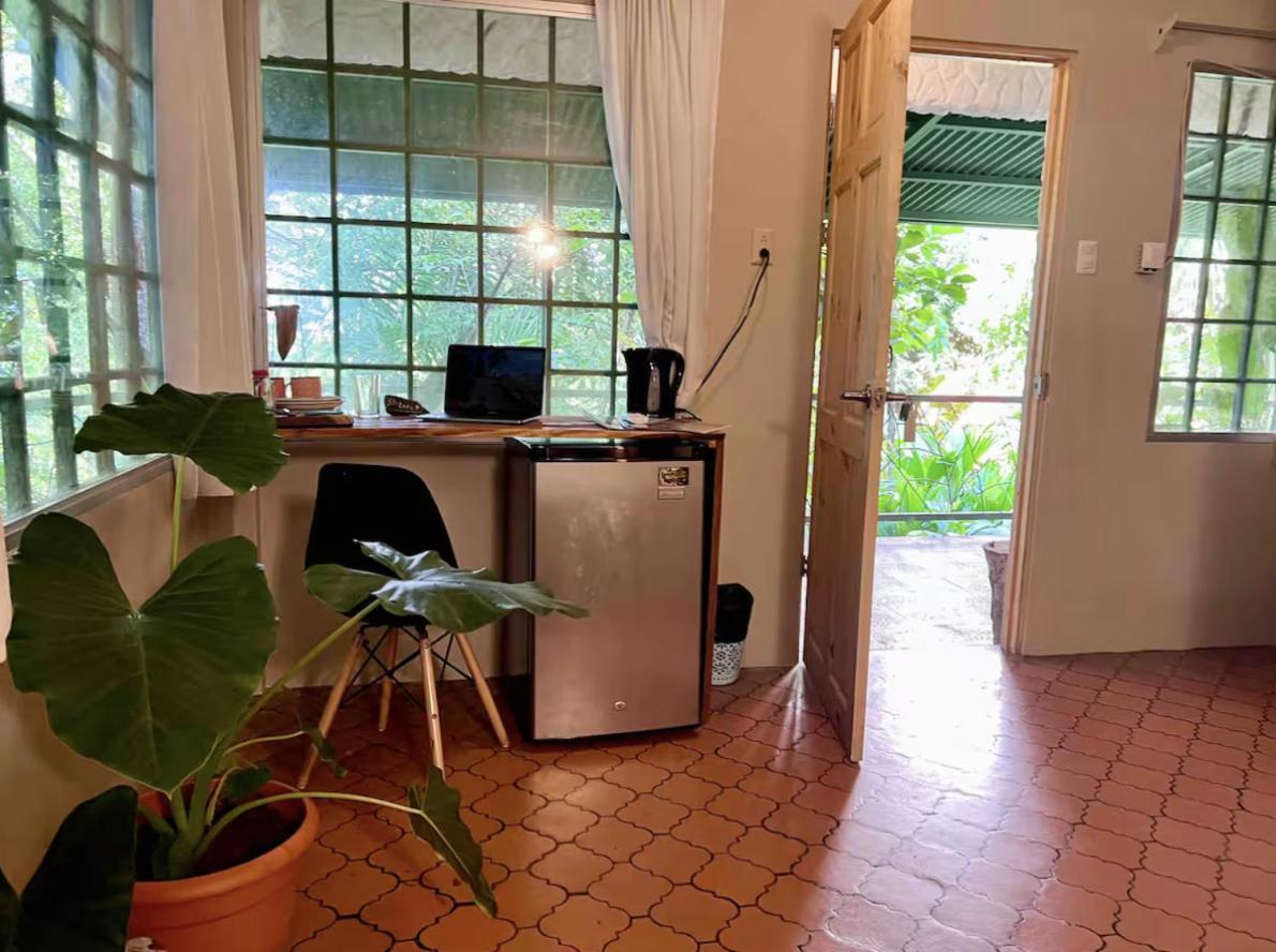 Bed & Breakfast Sea View Lots Of Animals Friendly Hosts *
