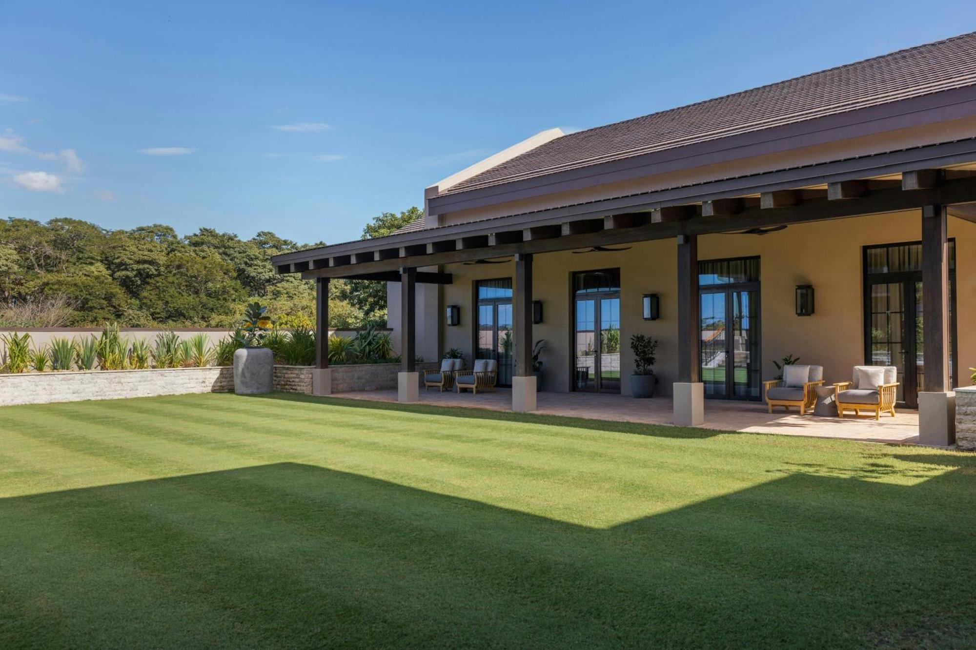 Hotel Nekajui, A Ritz-carlton Reserve
