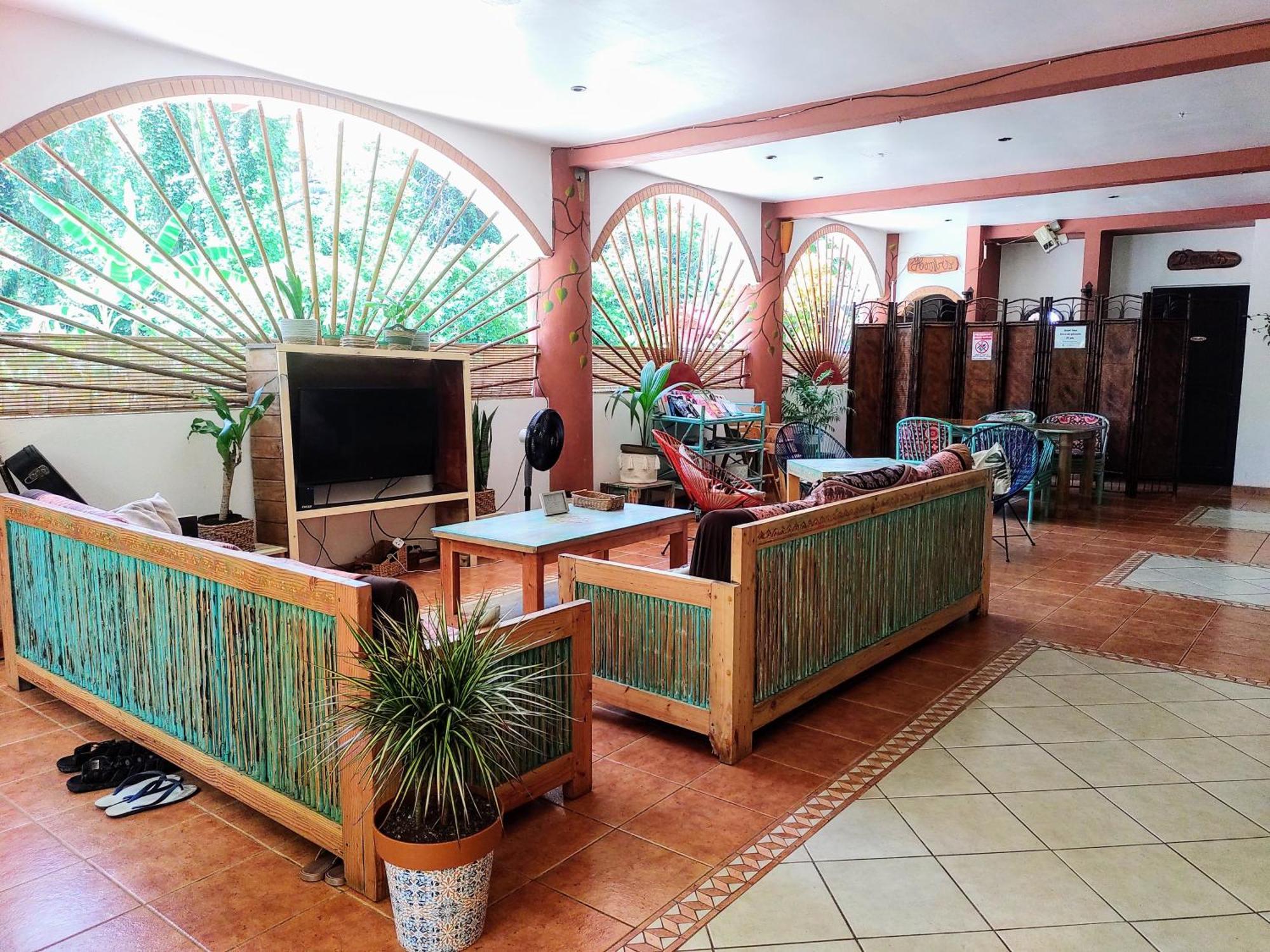 Cool Vibes Hostel *