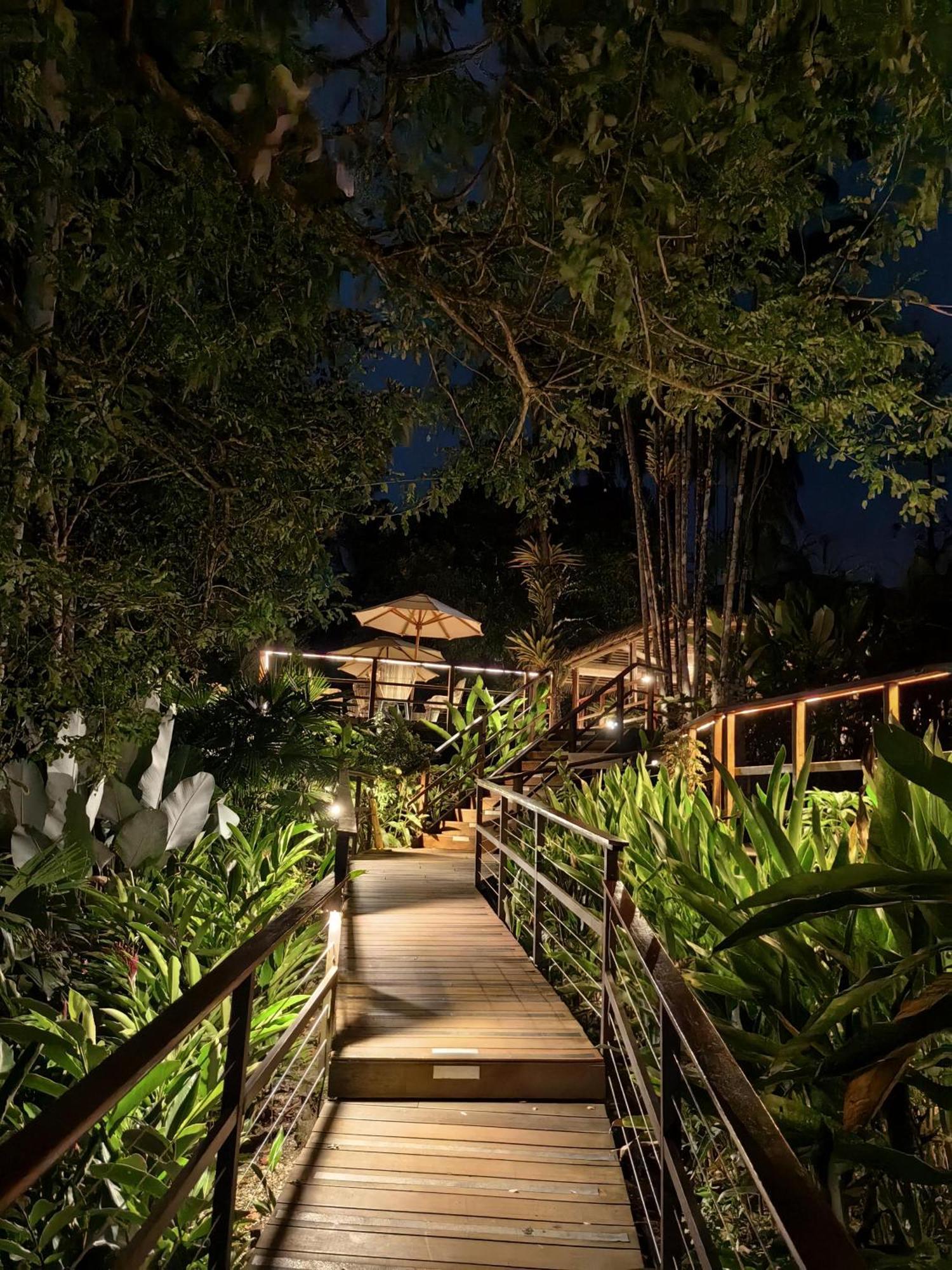 Lapa Rios By Boeena