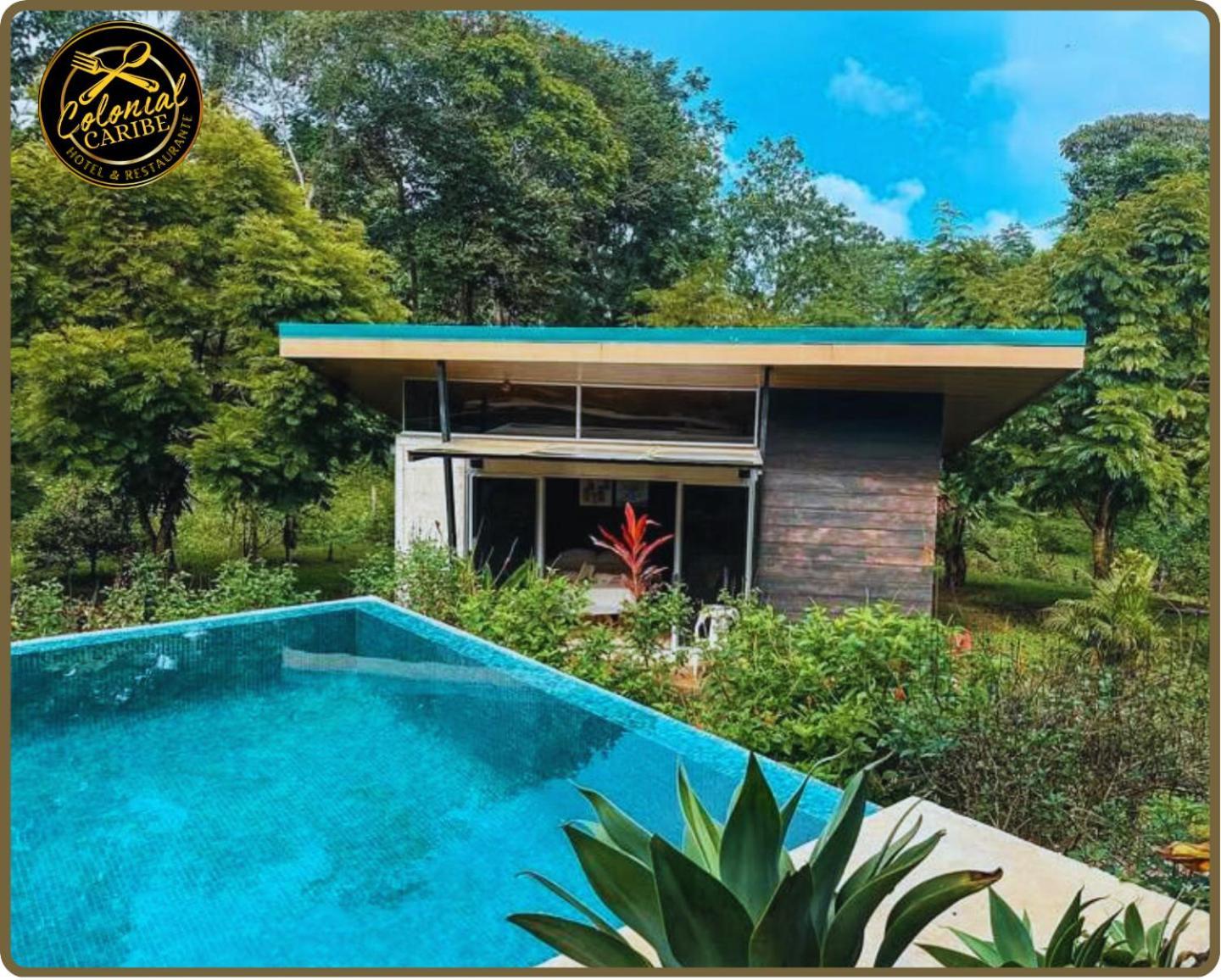 Y Restaurante Colonial Caribe * Montezuma