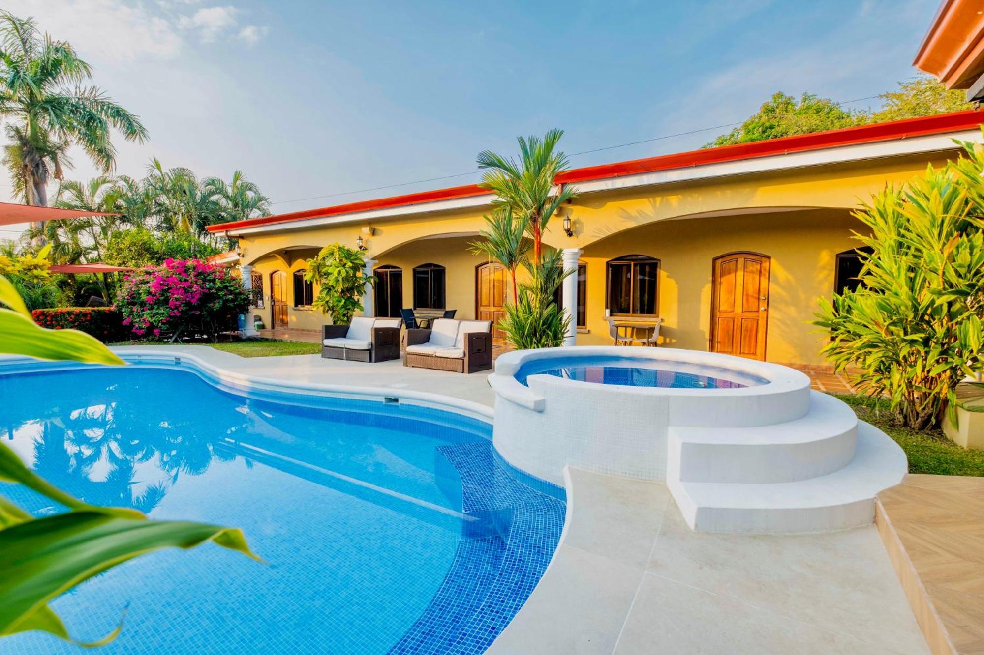 Brisas And 3* Jaco