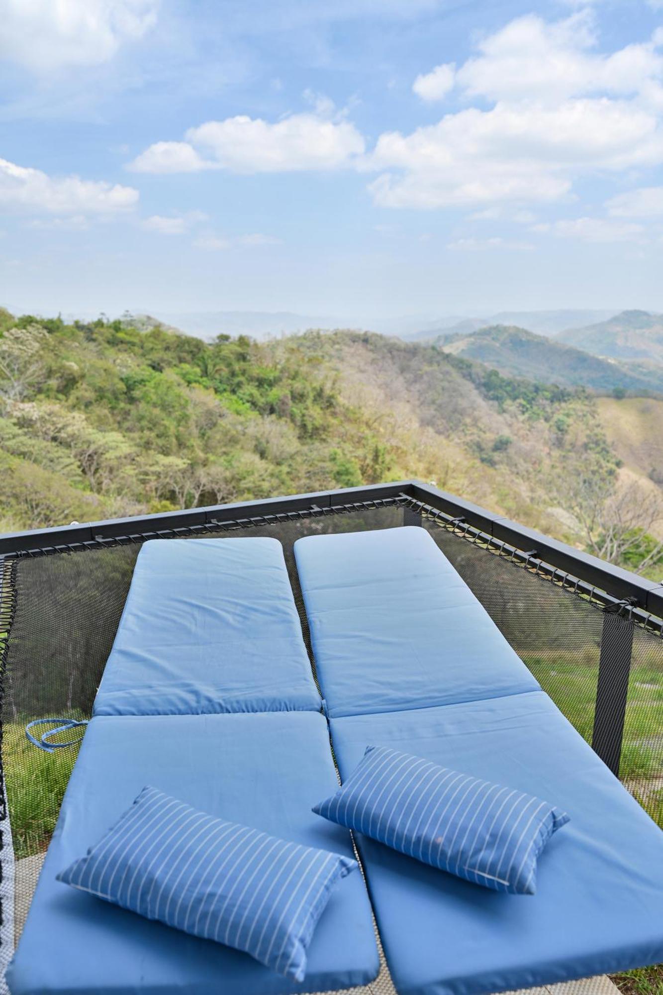 Hideaway 3 - Breakfast Included & Mountain View