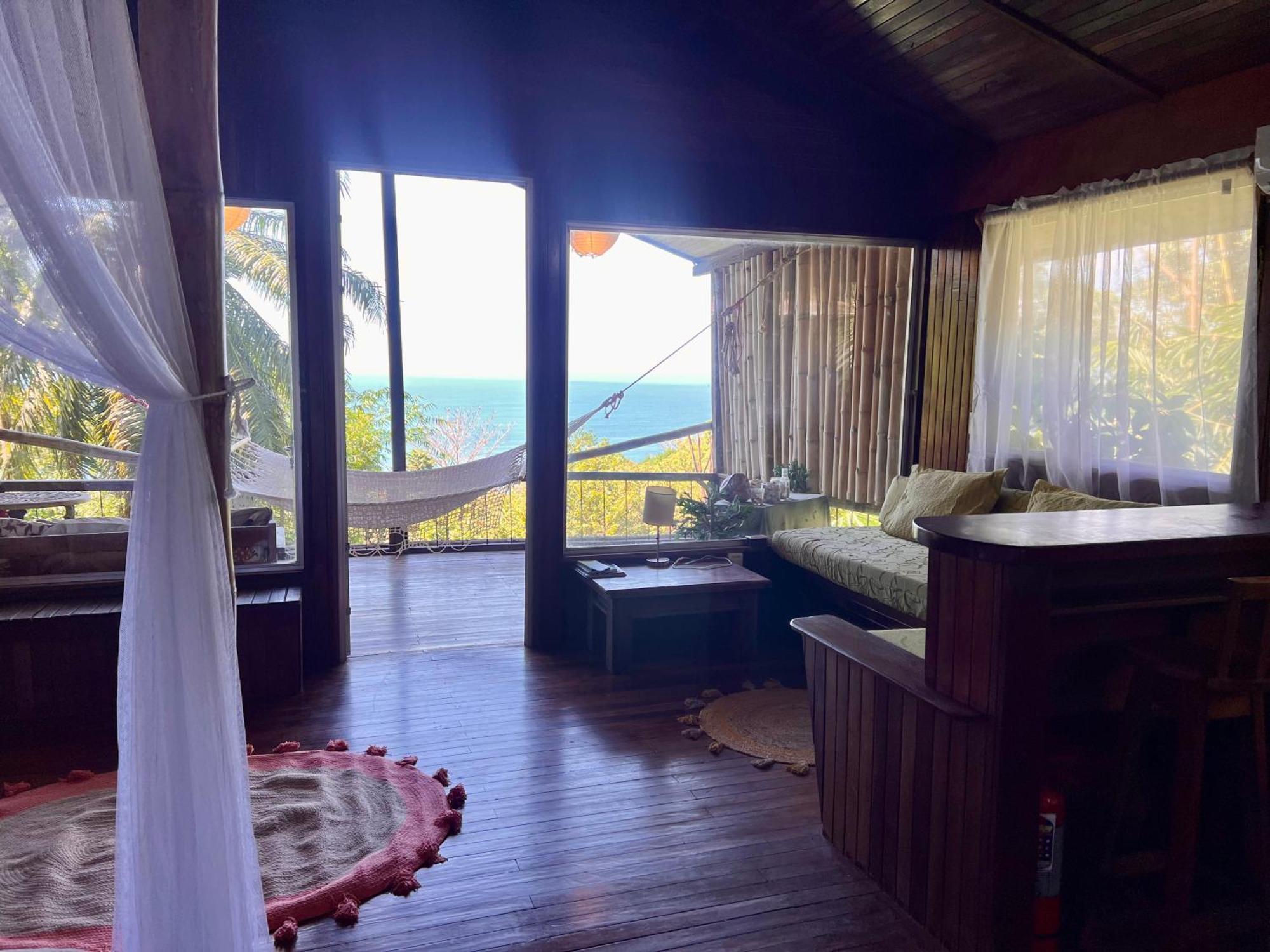 Sea View Close To The Bed & Breakfast
