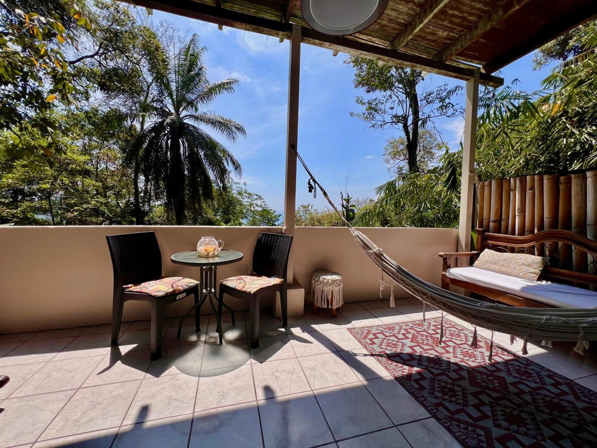 Bed & Breakfast Sea View Close To The Manuel Antonio