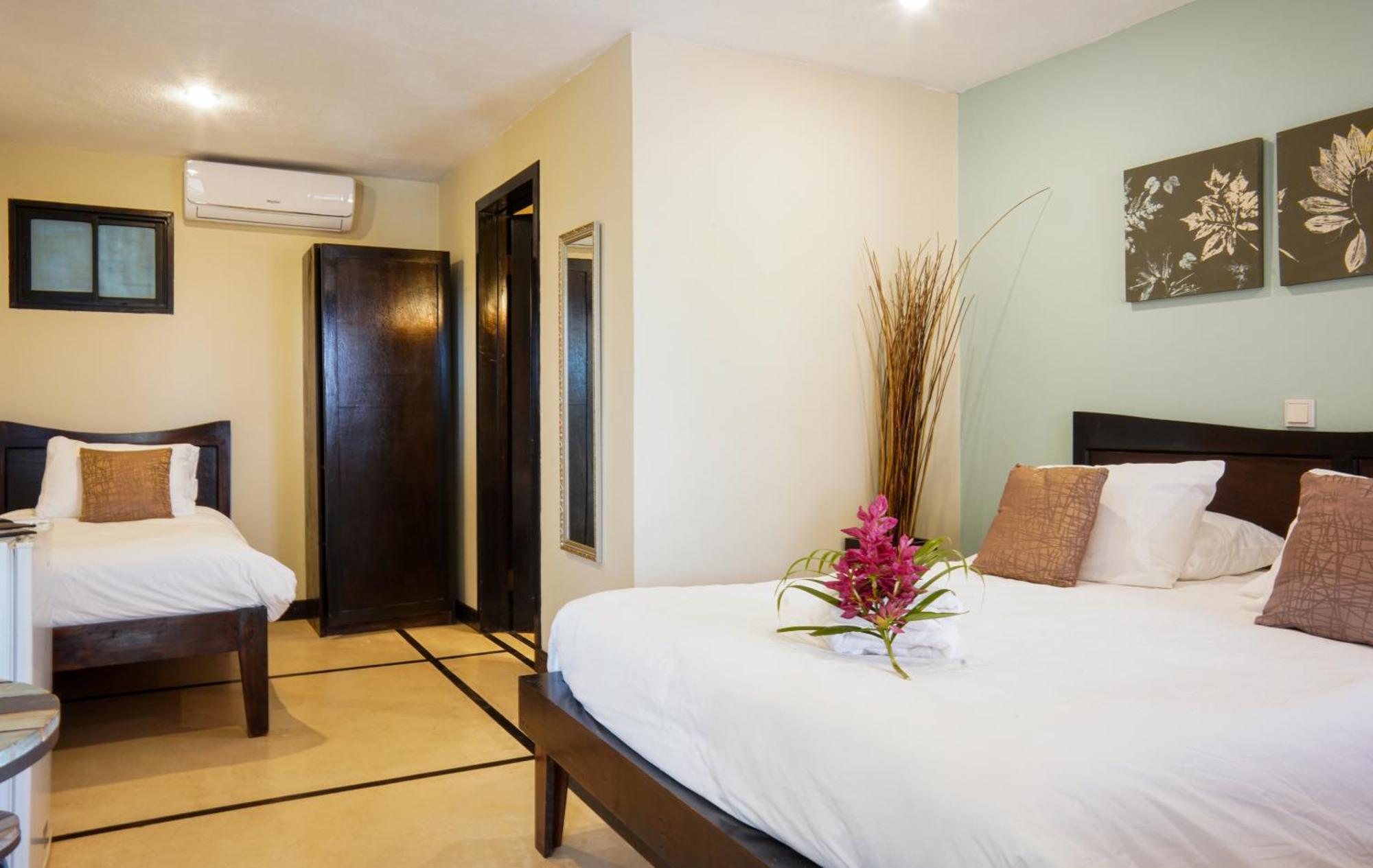 Hotel Casa Marbella 3*