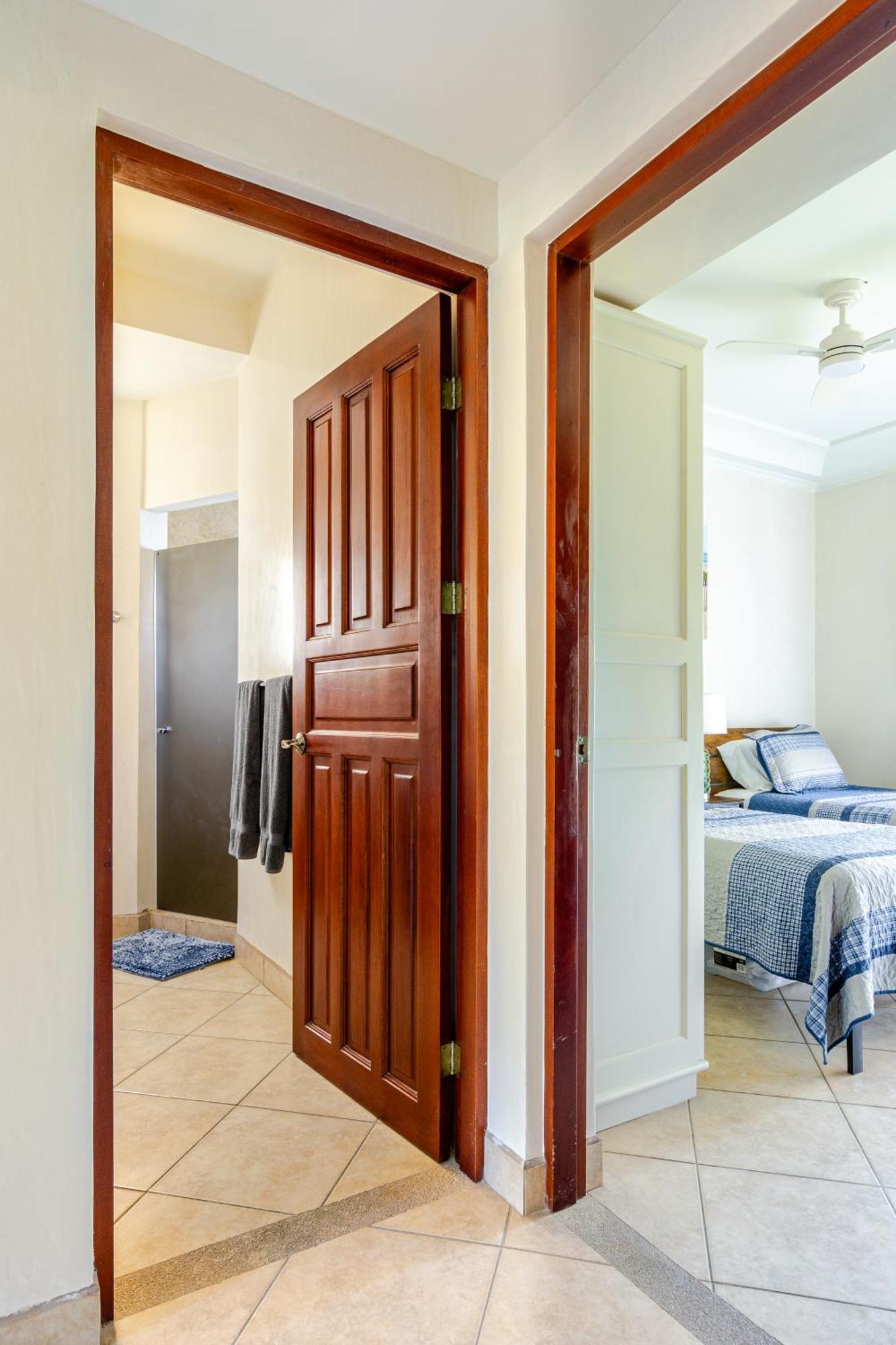 Apartment Luxury 2br Escape Near *