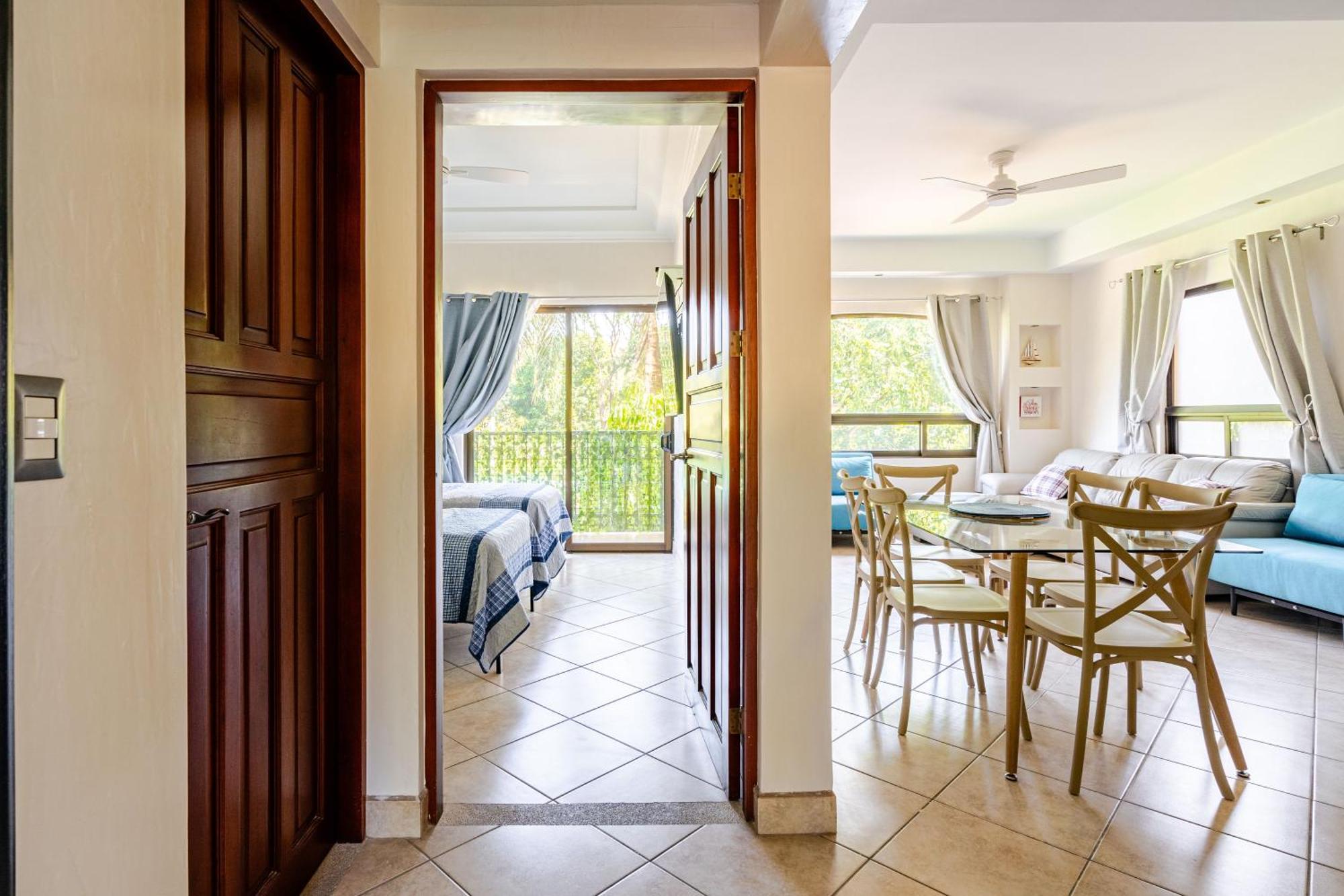 Luxury 2br Escape Near Apartment Tamarindo
