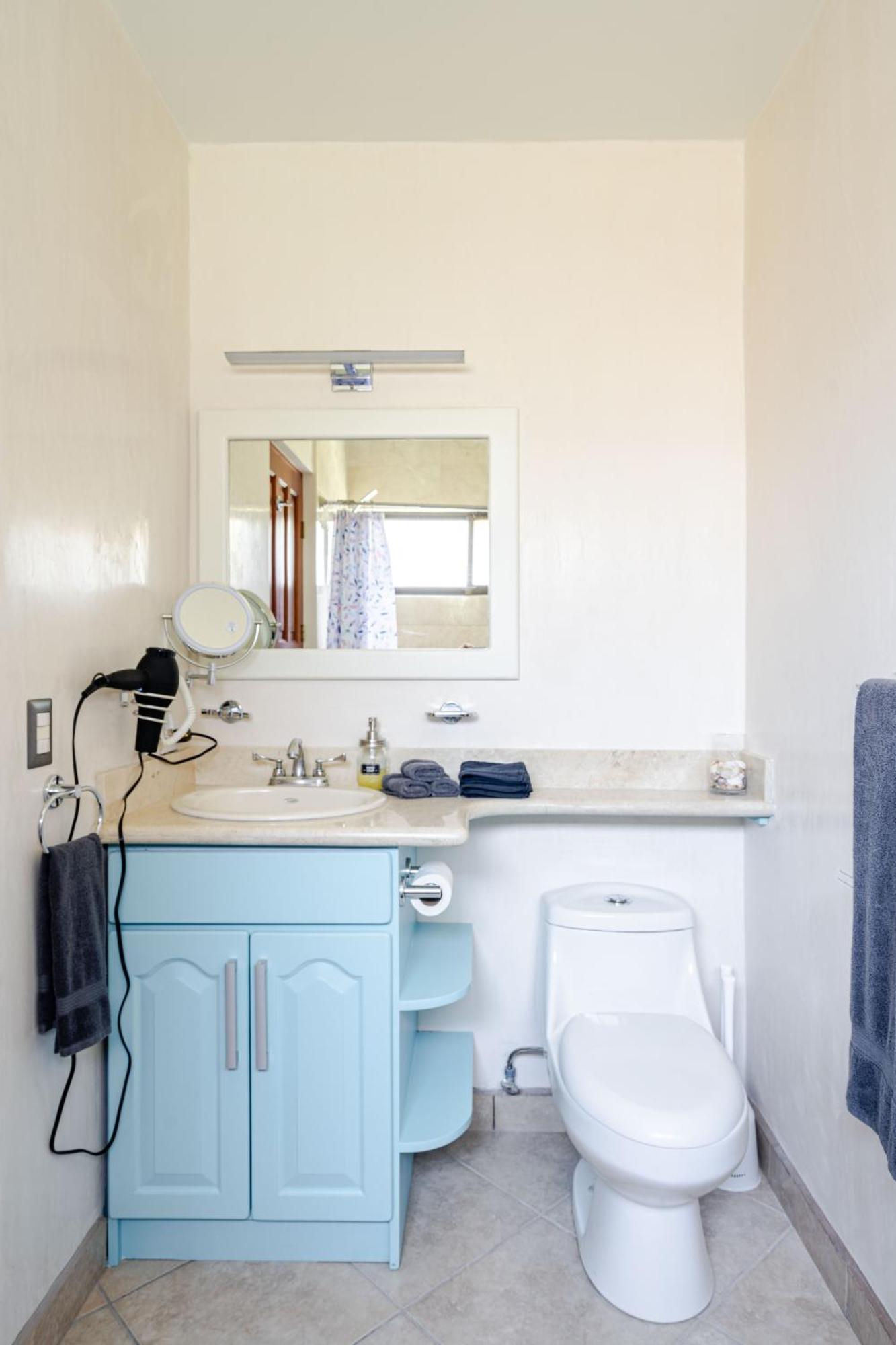 Luxury 2br Escape Near Apartment *