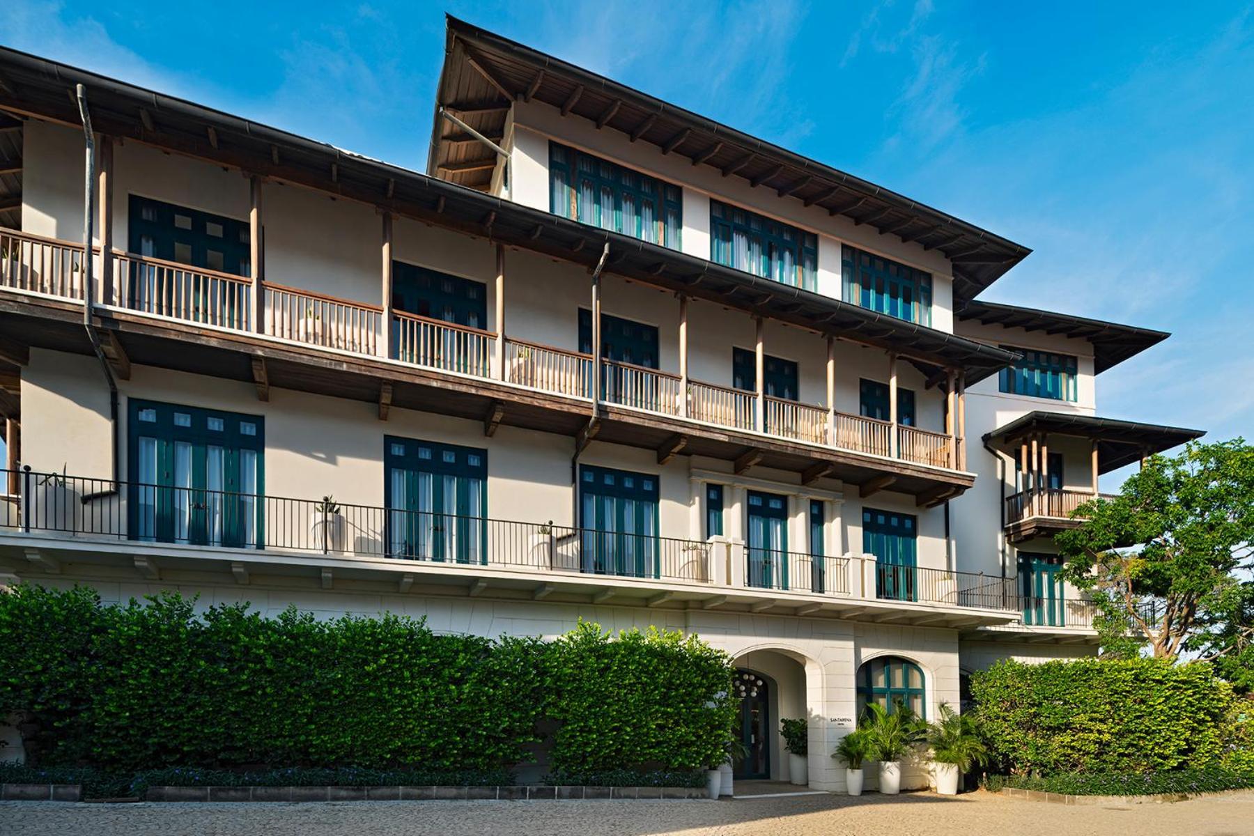 Hotel Santarena At Catalinas 4*