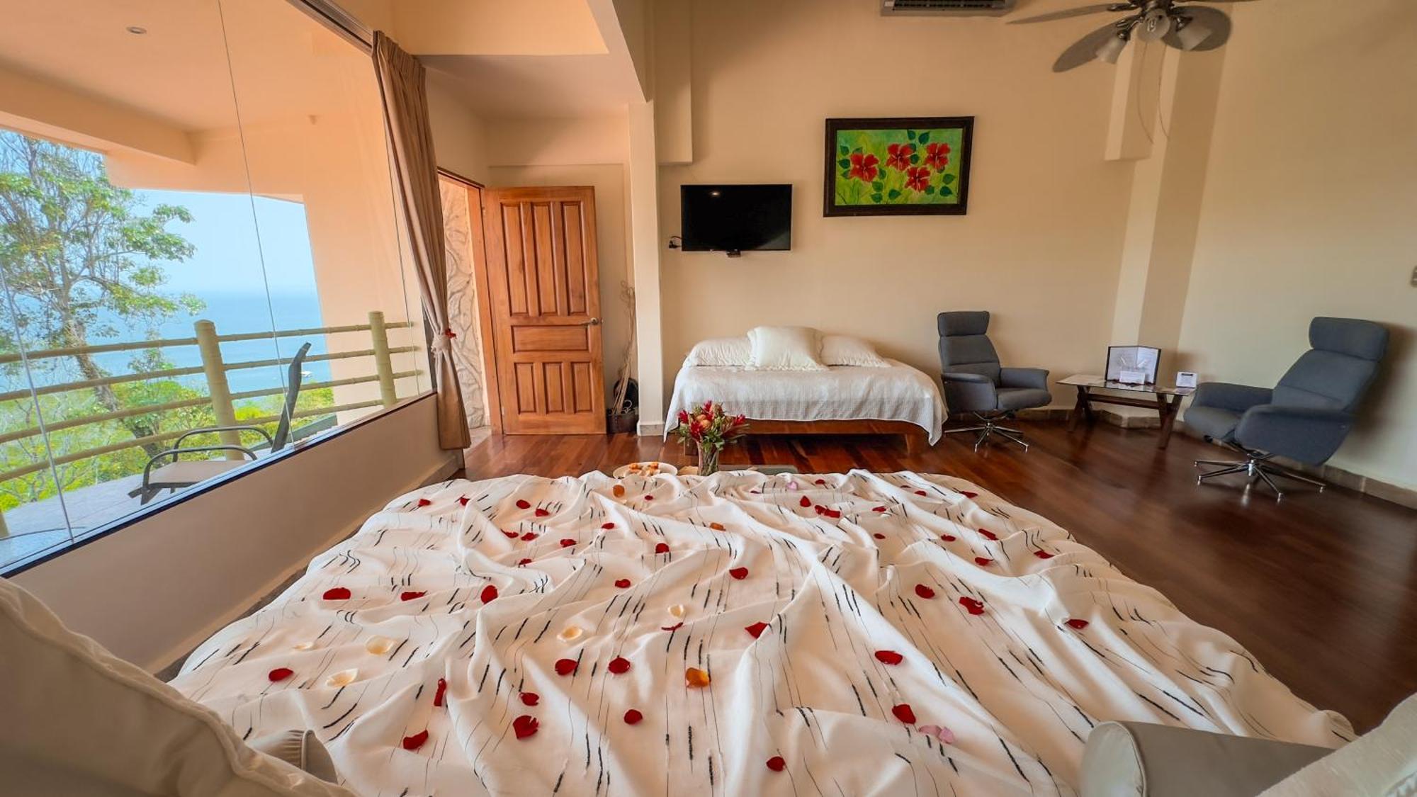 Hotel Issimo (adults Only) 4*