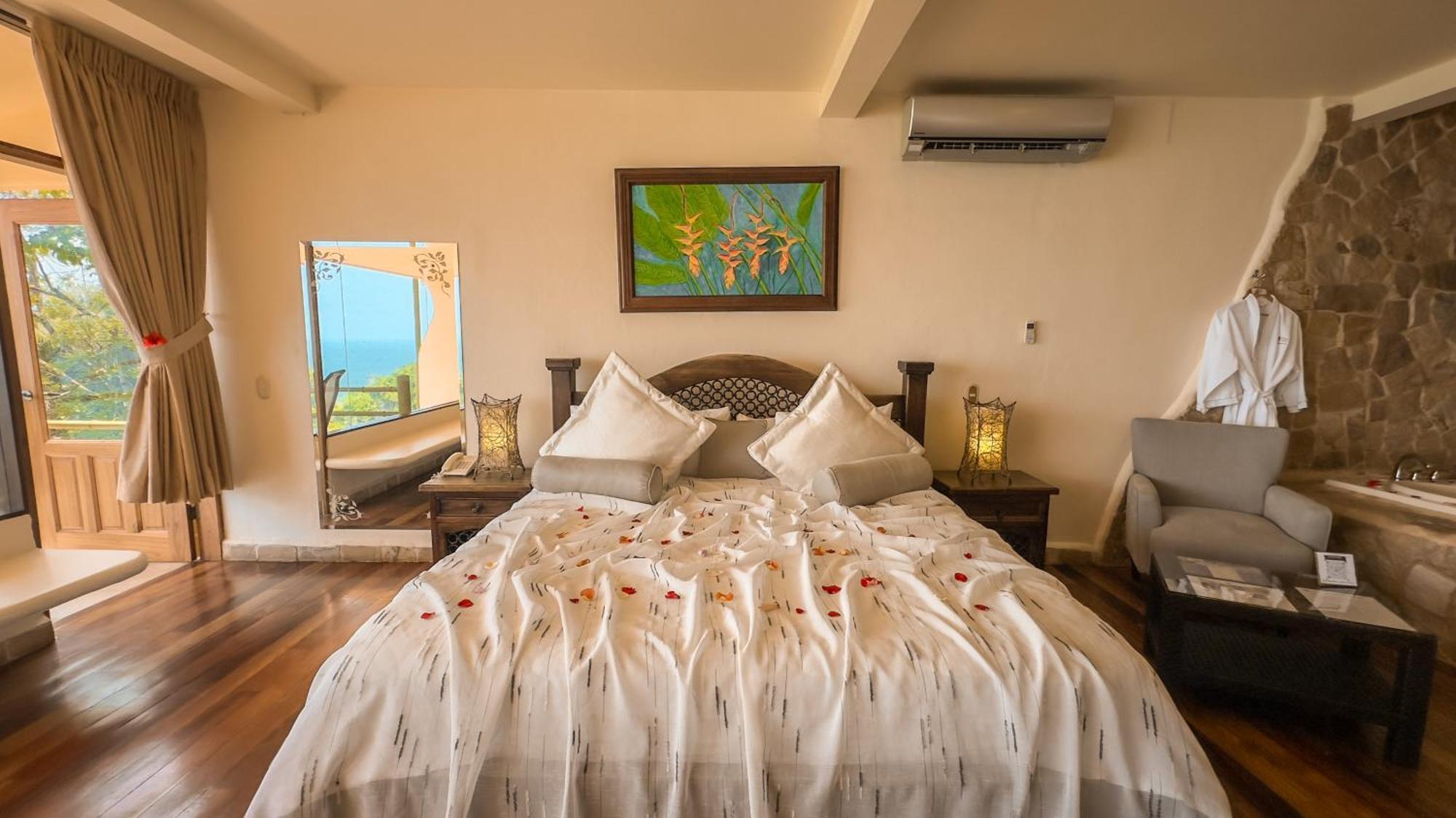 Issimo (adults Only) 4*
