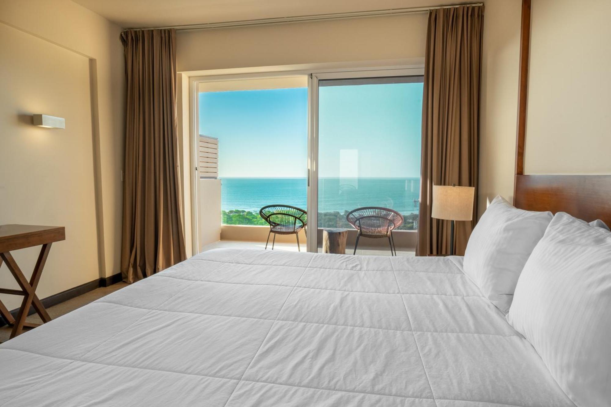 Wyndham Hotel