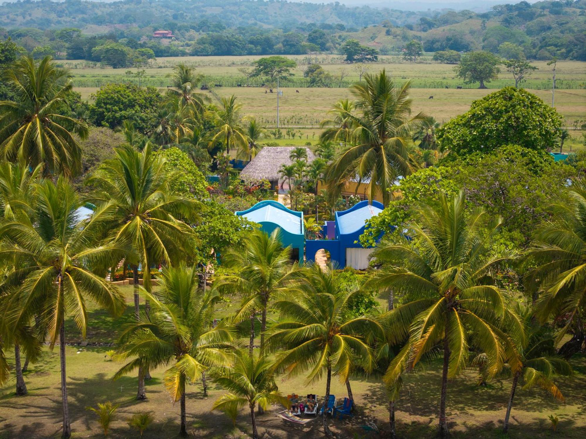 Alma Del Pacifico & Hotel