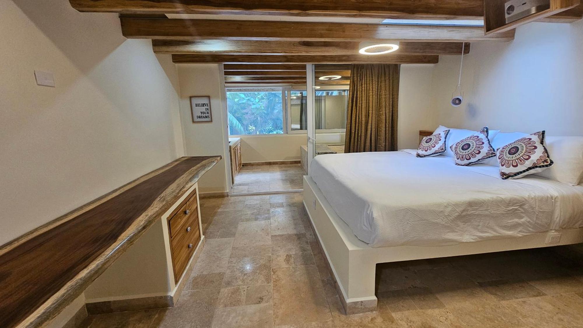 Hotel Dreamcatcher By The Beach 4*