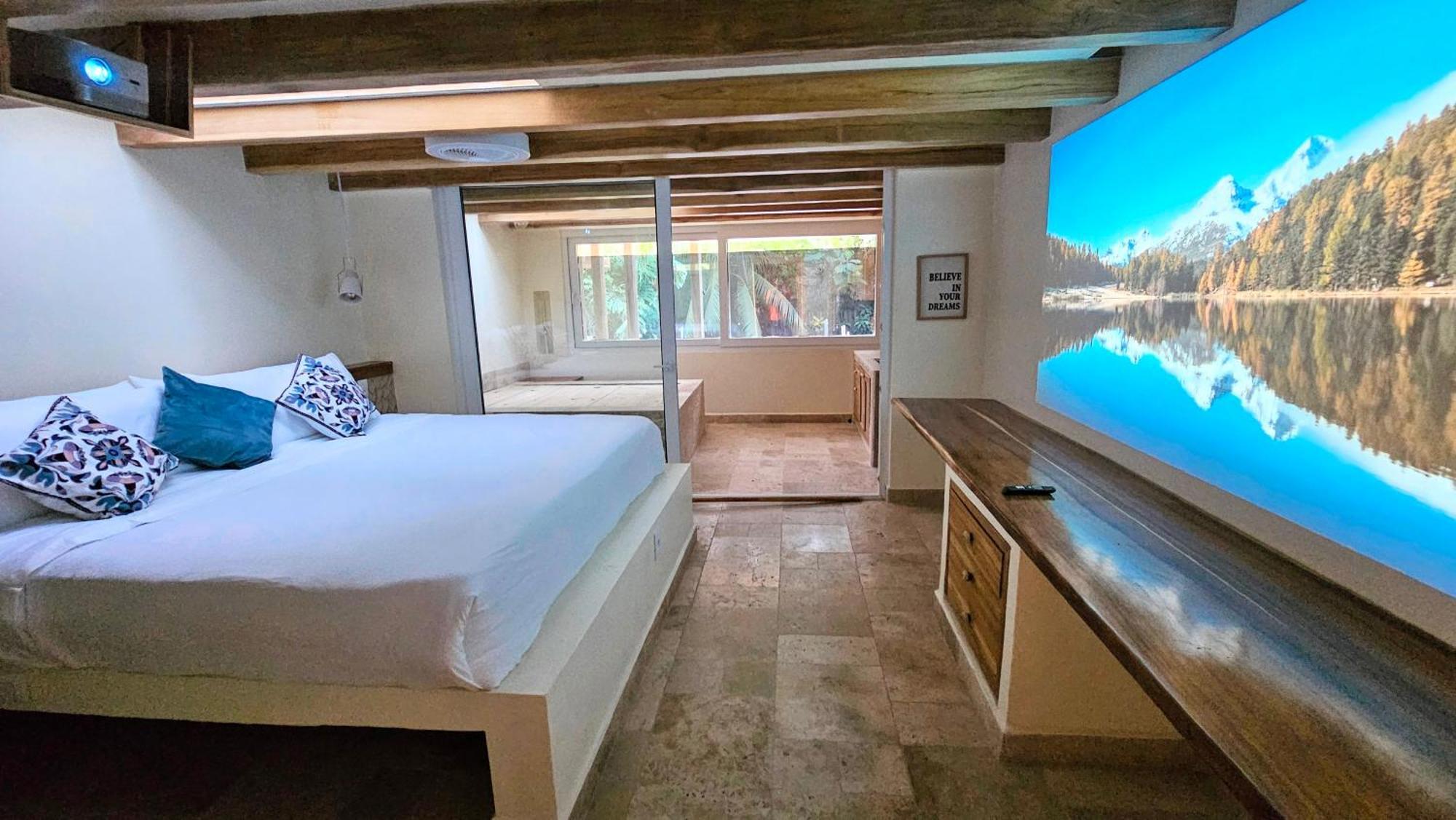 Dreamcatcher By The Beach Hotel 4*