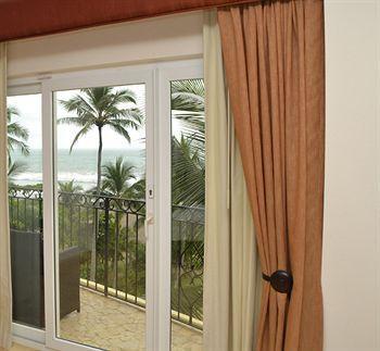 Acqua Residences Aparthotel 3*