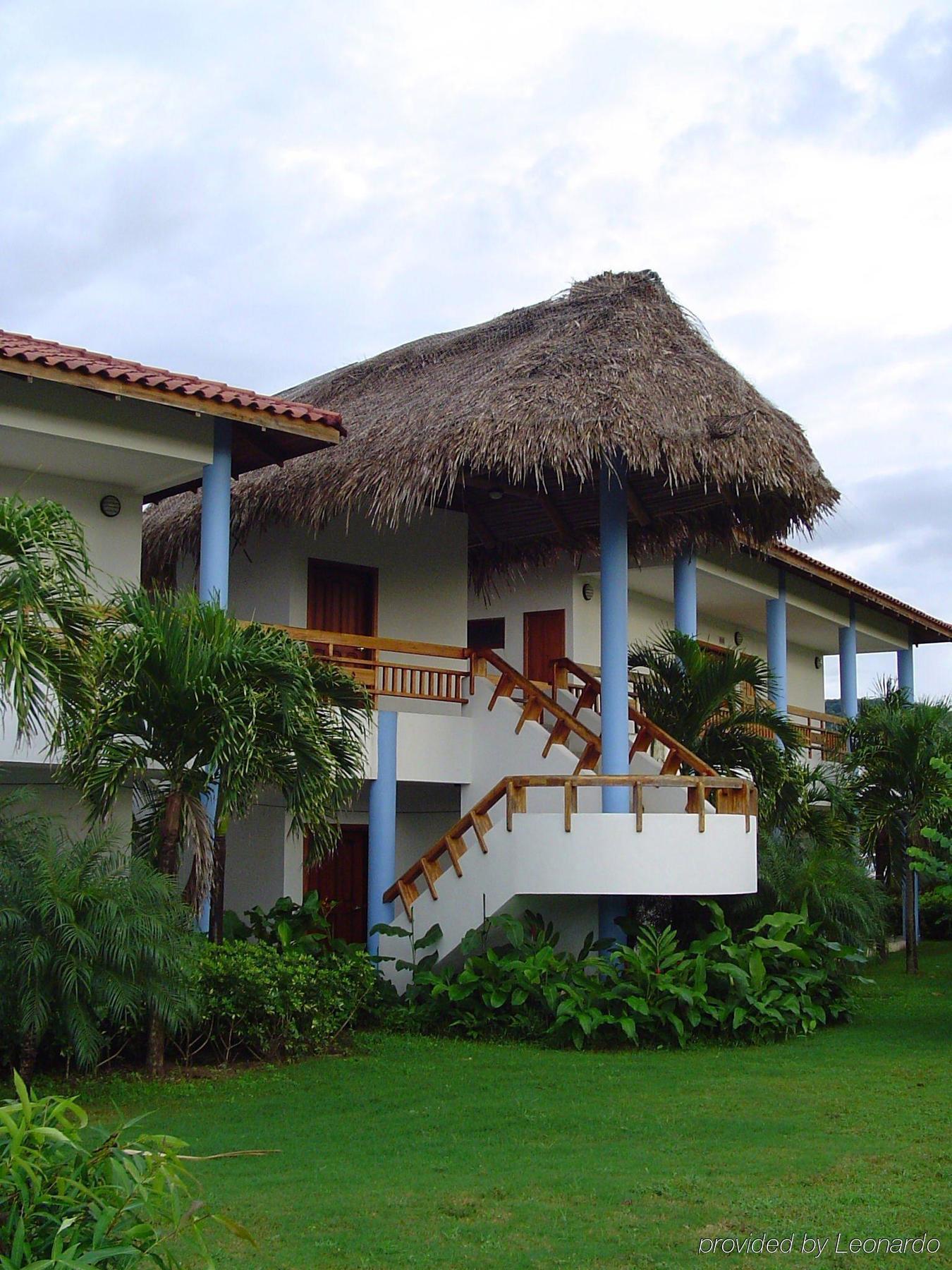 Ecoplaya Hotel