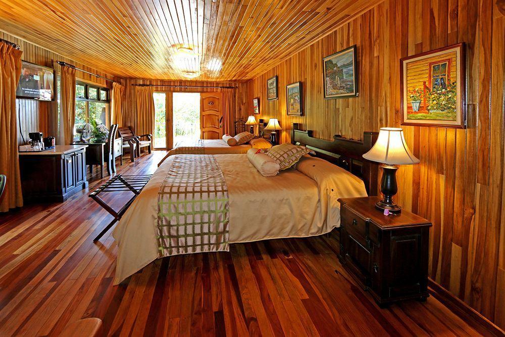 Fondavela Hotel 3*