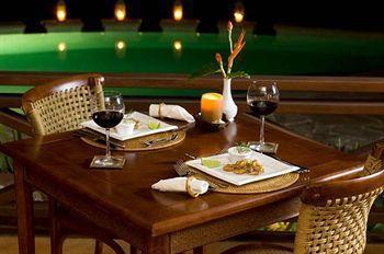 Hotel Latitude 10 Exclusive Beach