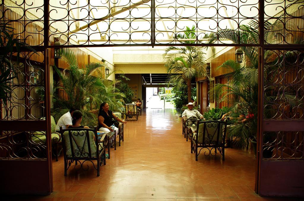 Hotel Boyeros 3*
