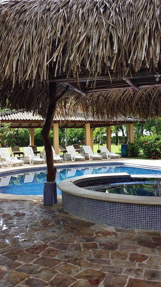 Hotel Delfin Front 3*