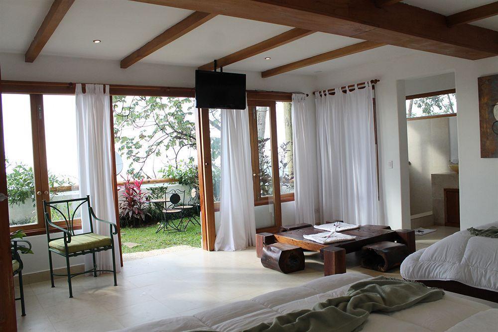 Manga Rosa Hotel 3*
