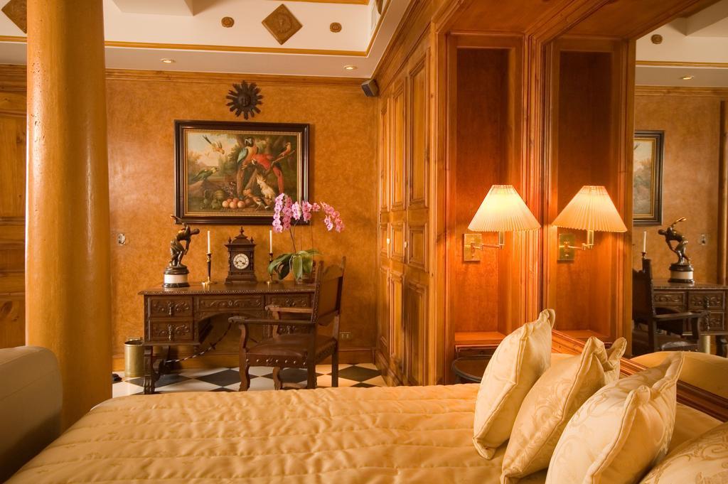 Zephyr Palace Luxury Hotel