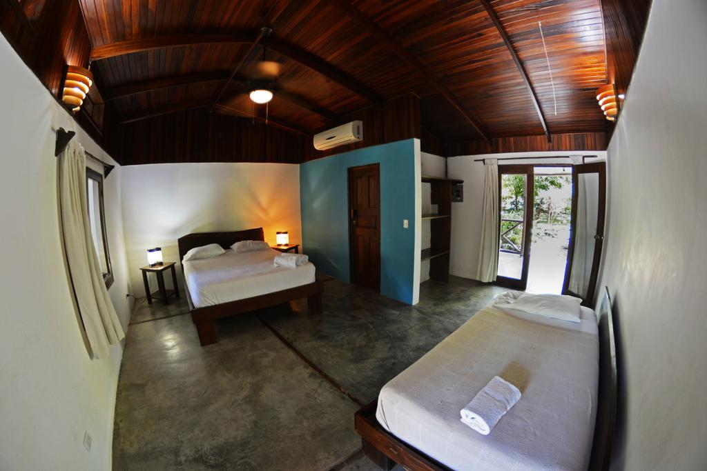 Indigo Yoga Surf Hotel