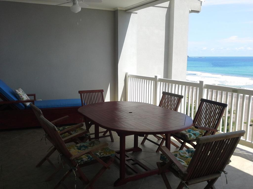The Palms 703 Jaco