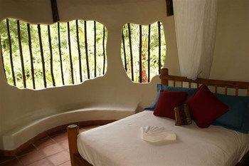 Bosque Del Cabo Rain Forest Hotel