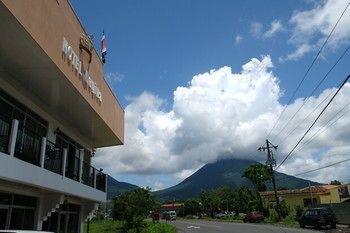 Hotel Arenal By Regina 3*