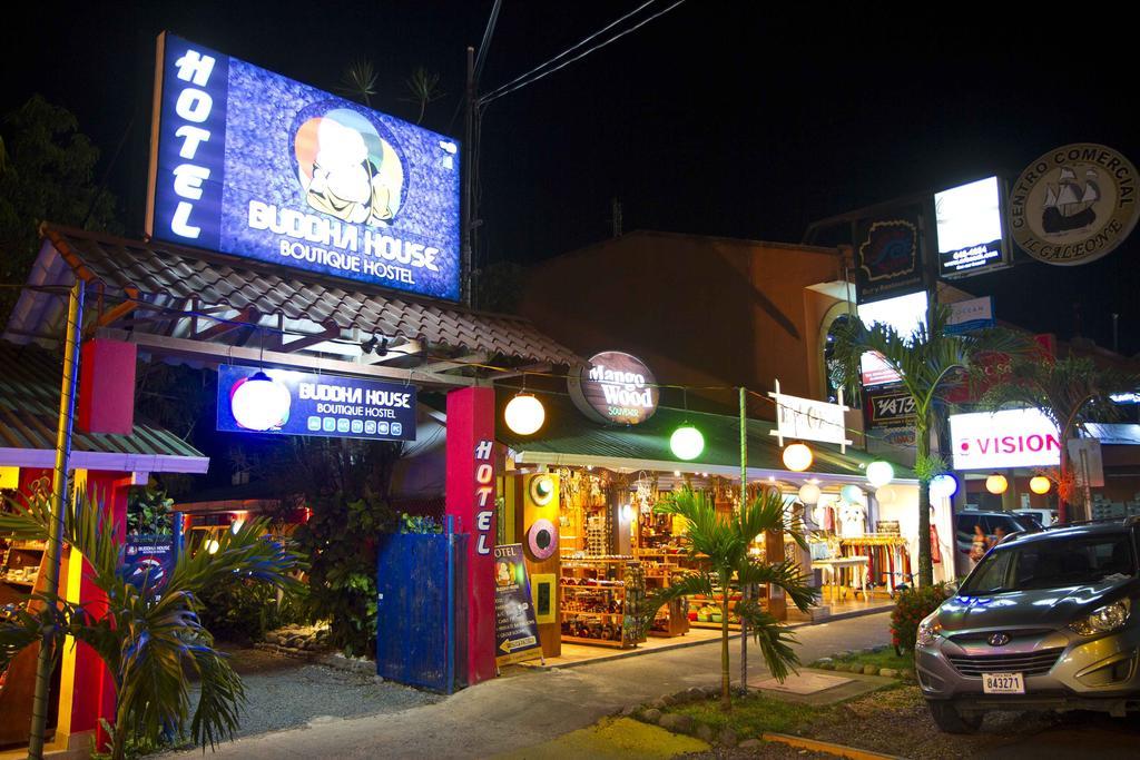 Hotel Buddha House 2*