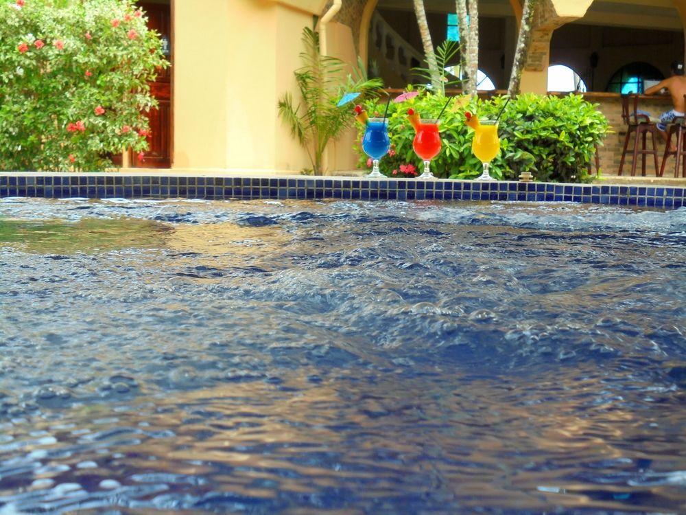 Delfin Front Hotel Esterillos