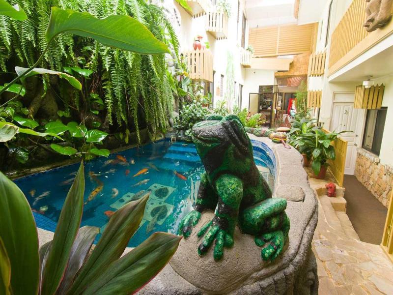 Adventure Hotel