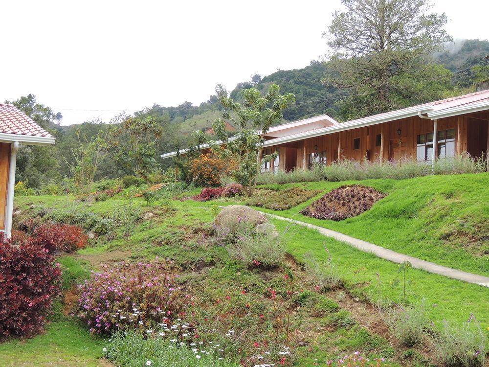 De Montana Suria Lodge San Gerardo de Dota