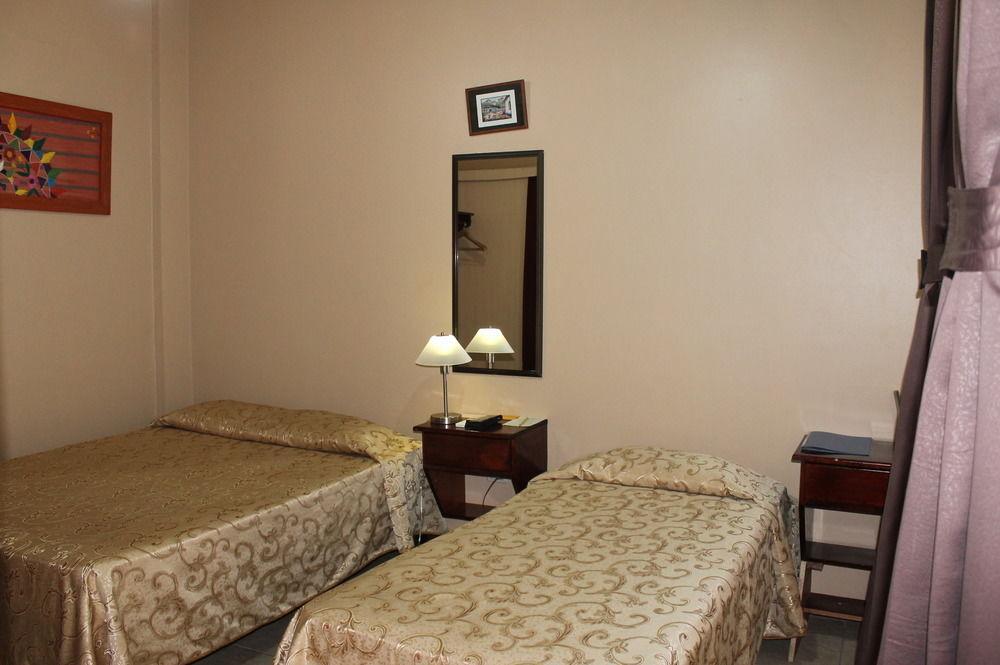 Hotel Colinas 3*