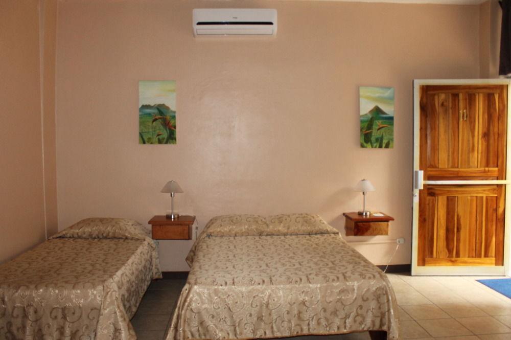 Hotel Colinas 3*